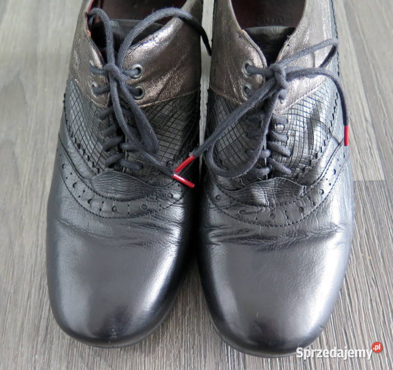 Mega oryginalne czółenka półbuty Think r 41 Komorniki