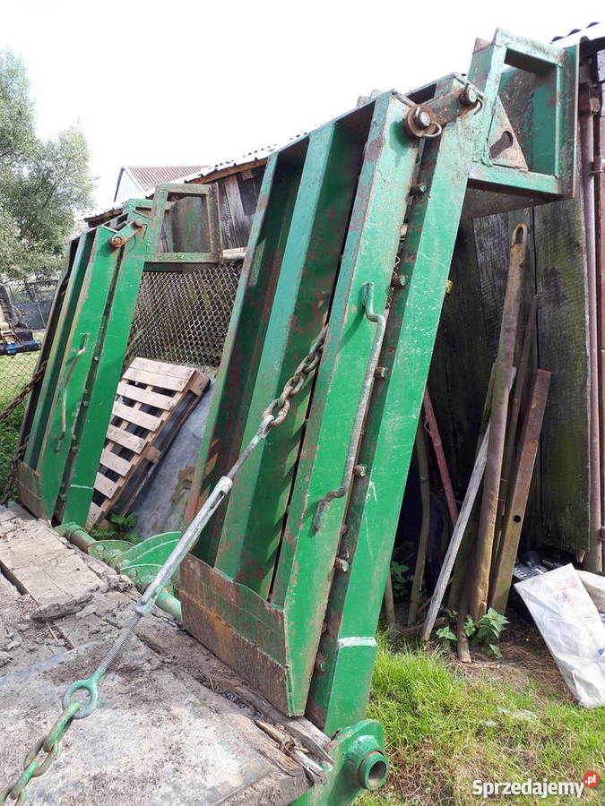 Przyczepa niskopodwoziowa PomŚrem Nowe Dolno