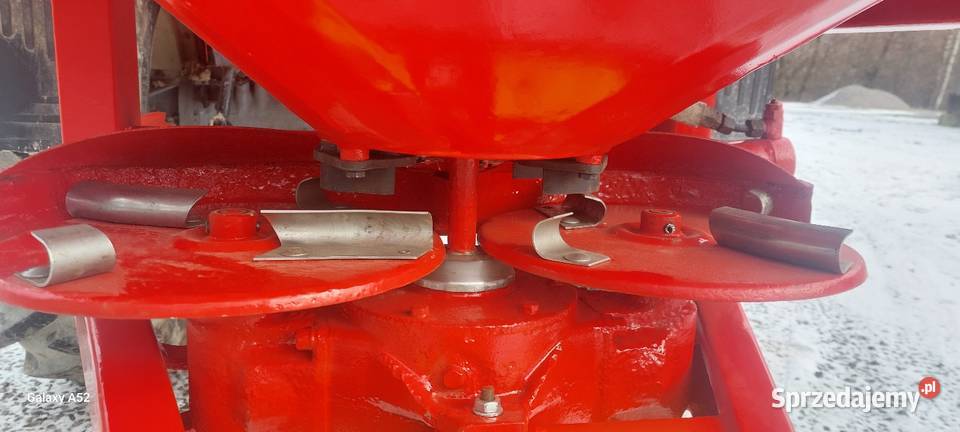 Rozsiewacz Rauch nieuszkodzony Stryjno-Kolonia sprzedam