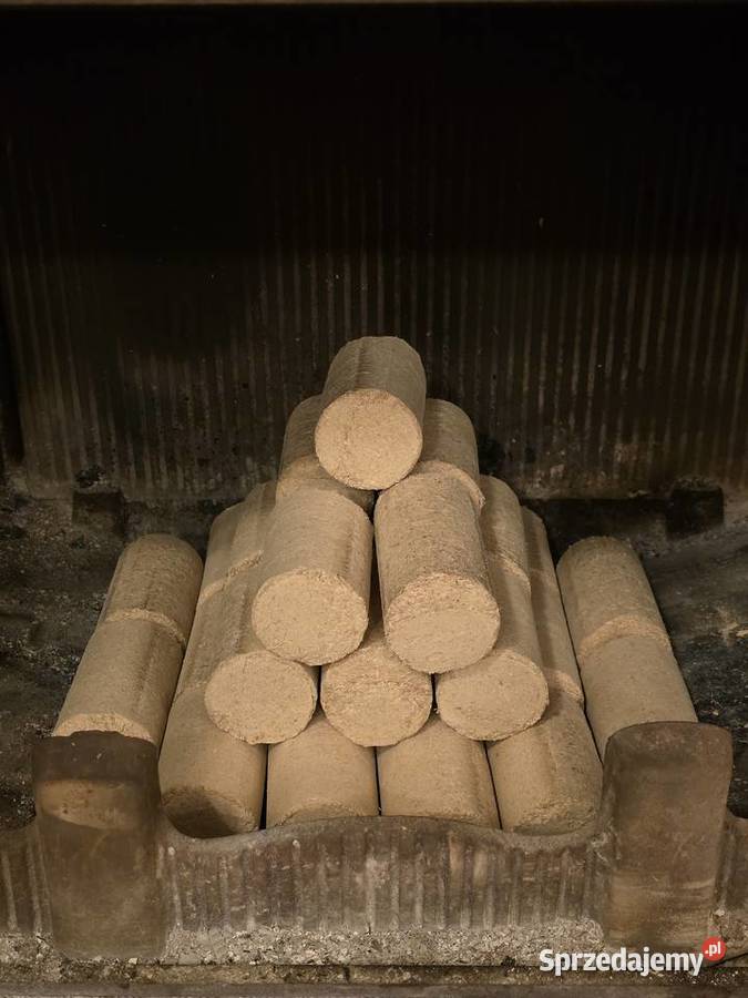 Brykiet dębowy walec opał drzewny 20 kominek