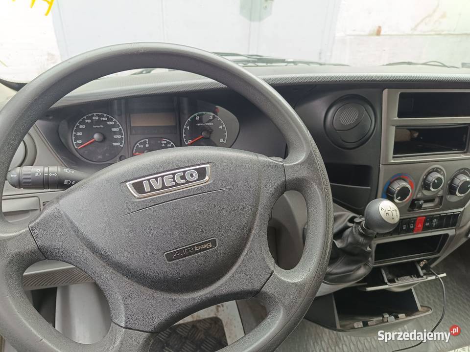 Iveco Daily 2012 pocztowy regały foodtruck Wałbrzych