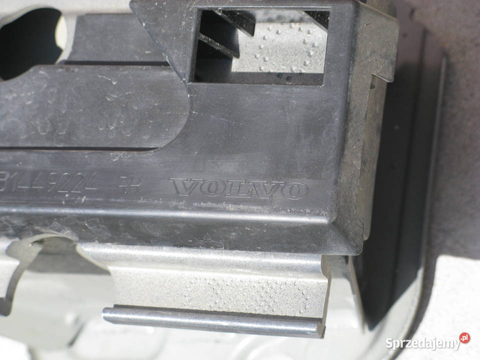 Volvo V70 Belka zderzaka tylnego Wrocław sprzedam