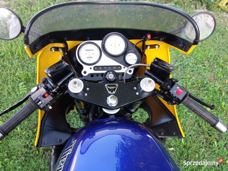 Triumph 1200 Daytona Frampol