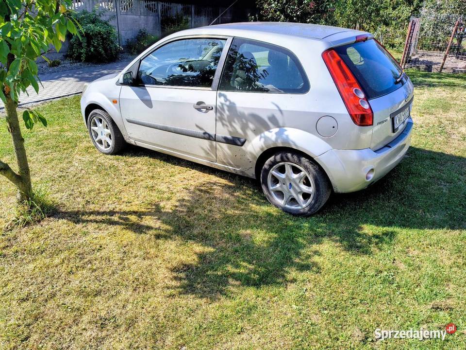 Ford Fiesta 12 LPG nieuszkodzony Chełm Śląski