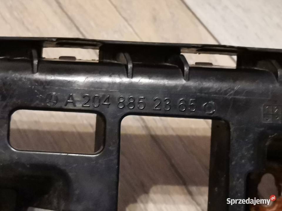 MERCEDES W204 GLK 0815 LIFT LEWY ŚLIZG ZDERZAKA Międzychód sprzedam