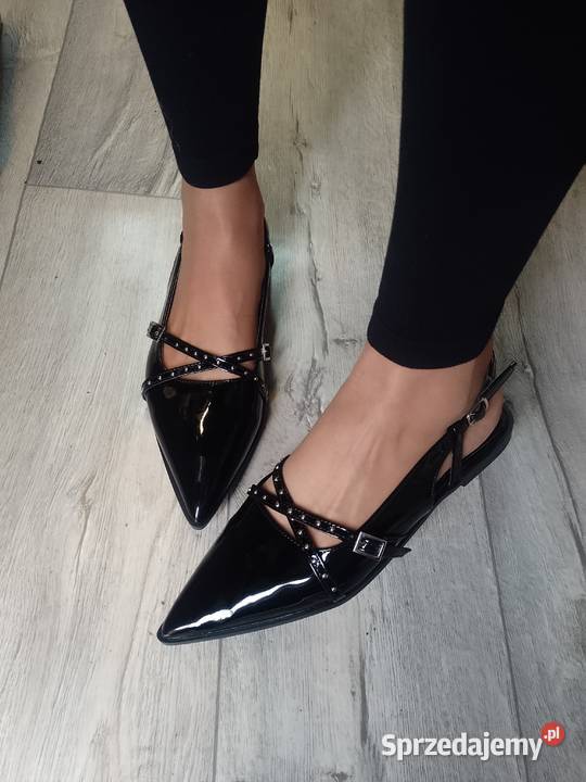 40 Czarne bogato zdobione baleriny wieczorowe z małopolskie Kraków