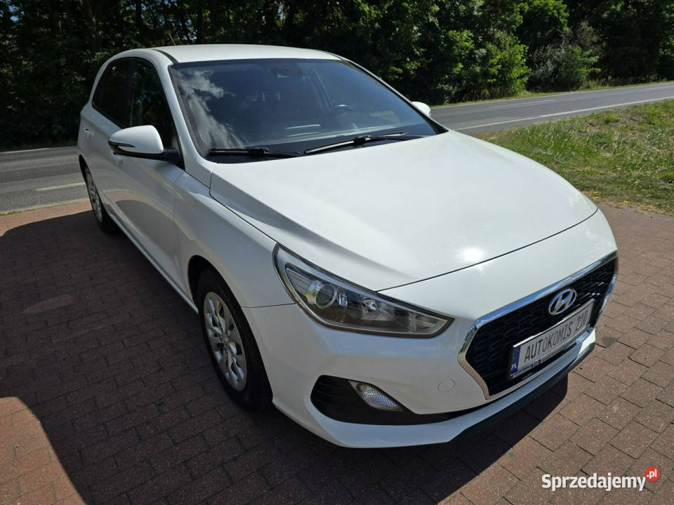Hyundai i30 Hyundai i30 14 benzyna z gazem Salon elektrochrom. lusterka boczne wielkopolskie