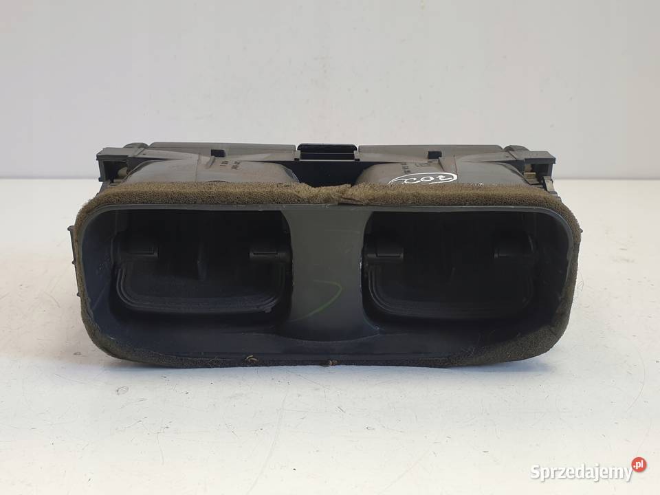 Opel Astra G II ŚRODKOWA KRATKA NAWIEWU 90560344 osobowe Rudka