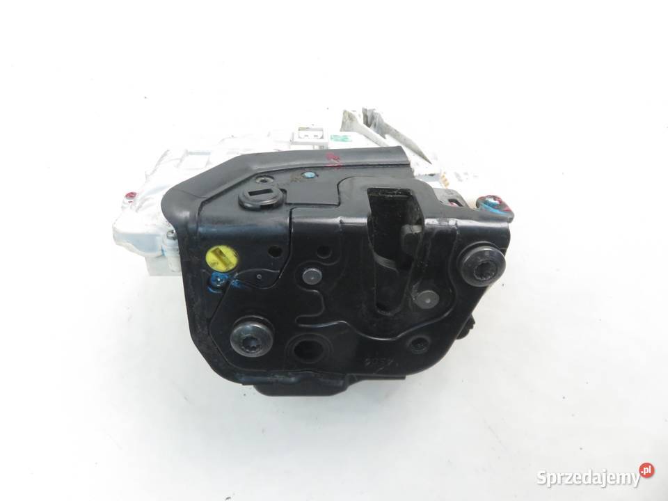 ZAMEK LEWY TYLNY AUDI A4 B7 8E0839015AB