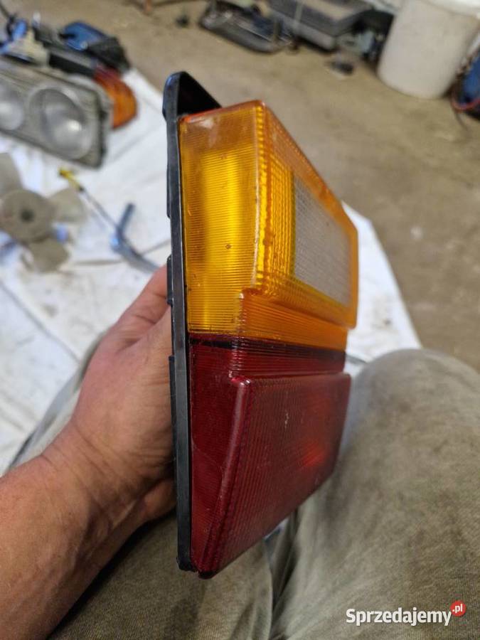 Audi 100c3 lampa tylna Legnica