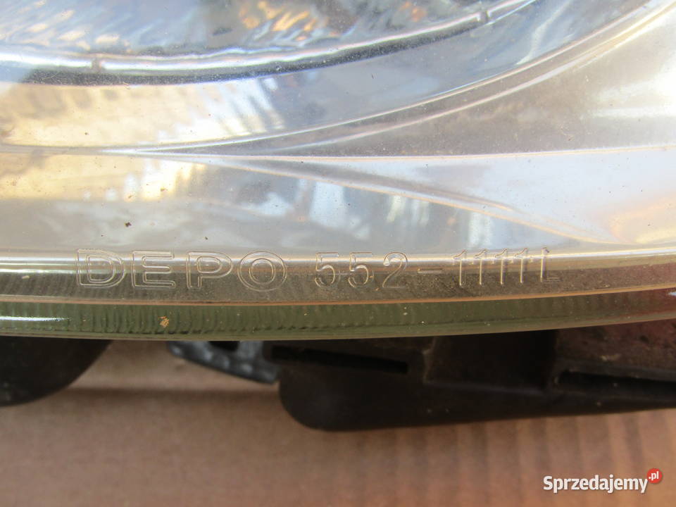 LAMPA PRZEDNIA LEWAPRAWA CITROEN SAXO 1999r sprzedam