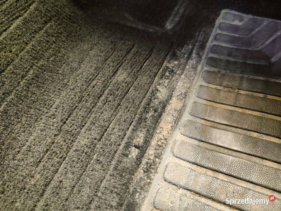 Dywan Wykładzina Lewy Przód Mercedes EKlasa W212 Pleszew