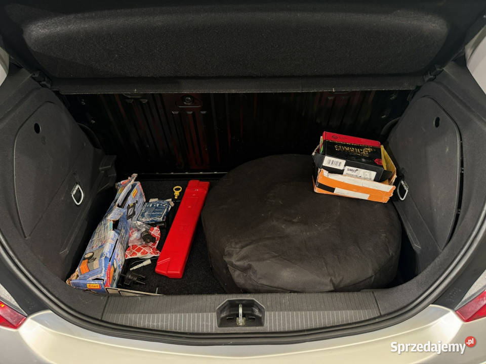 Opel Corsa 12 LPG 86 M5 2014 r salon ABS Myślenice