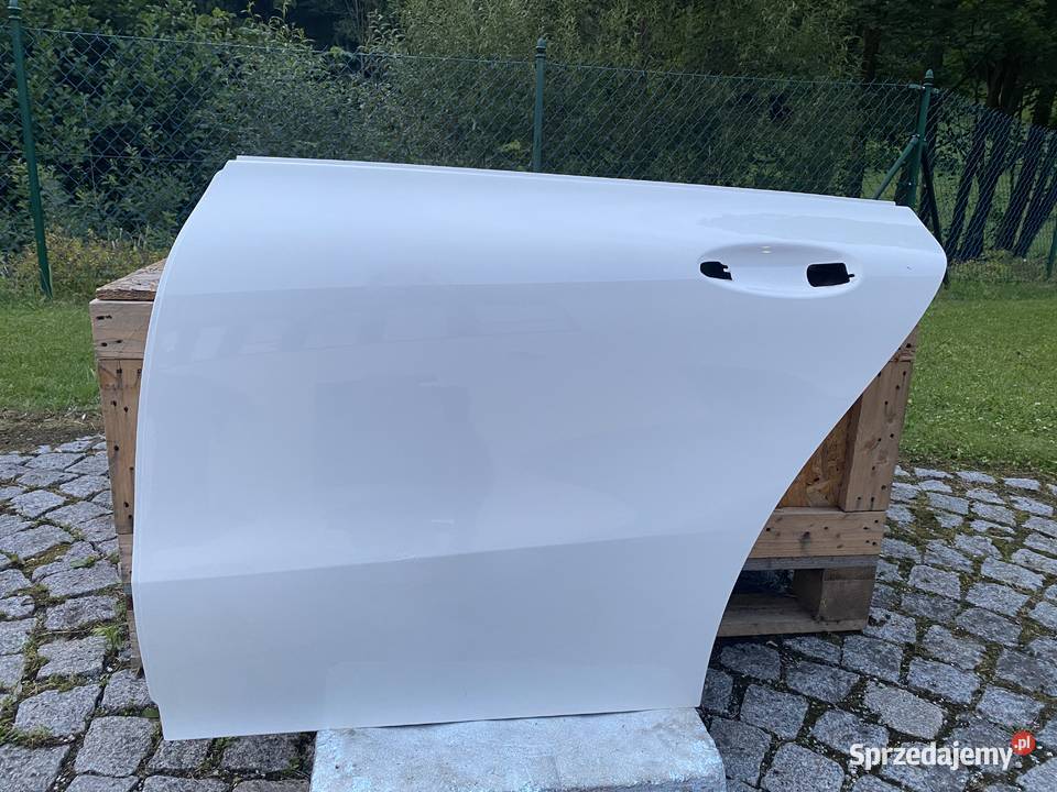 Drzwi lewe tył CLA 118 Mercedes dolnośląskie Kudowa-Zdrój