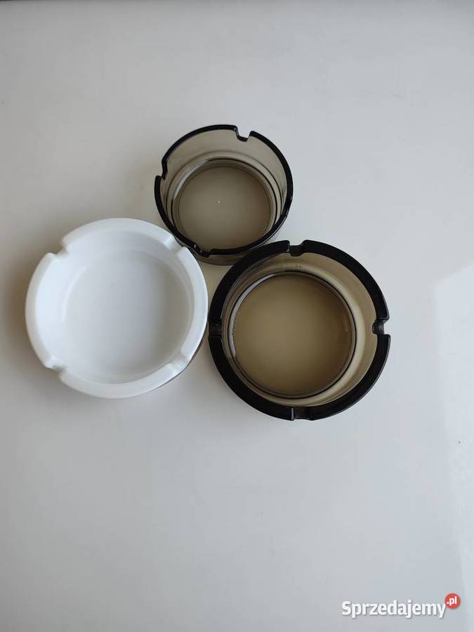 Popielniczka porcelanowa szklana France 105 x 35 Pozostałe warmińsko-mazurskie Olecko sprzedam