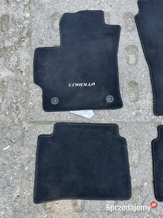 Toyota Corolla Sedan Kombi dywaniki welurowe OE Gdańsk
