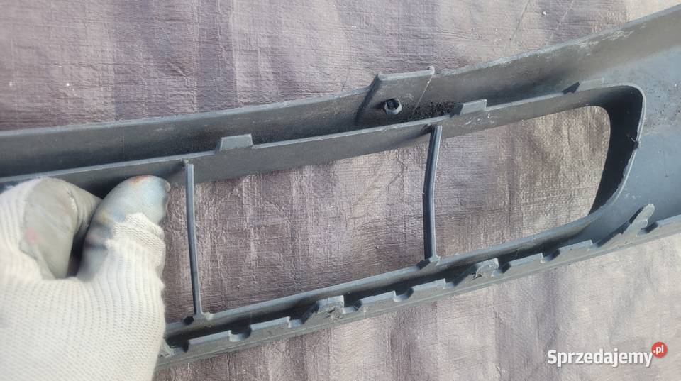 FORD FOCUS MK2 DOKŁADKA ZDERZAKA PRZOD HOKEJ