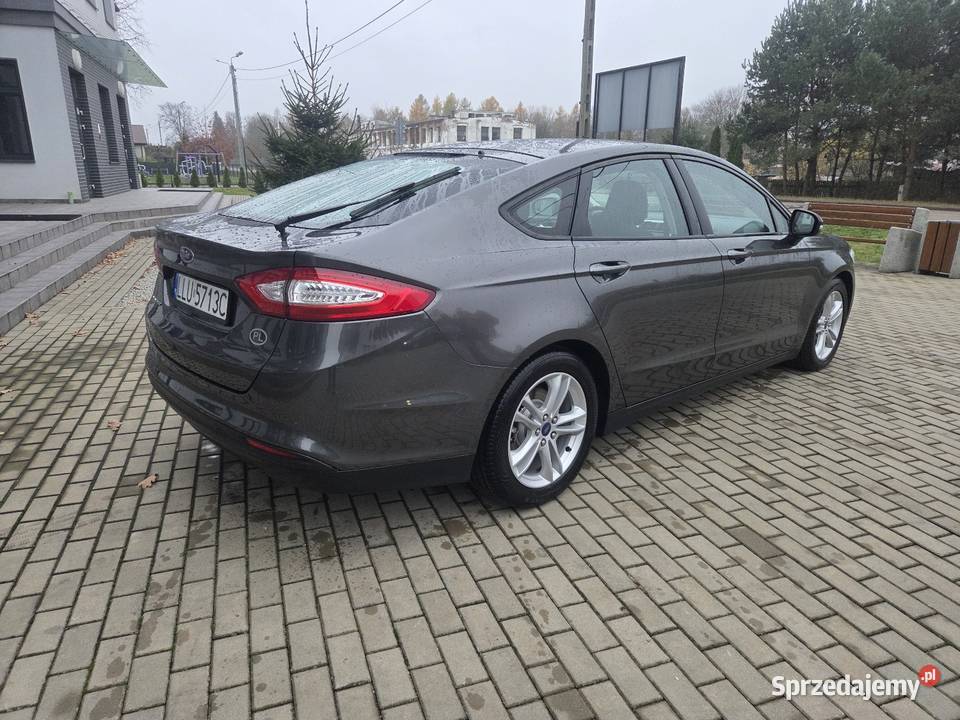 Ford Mondeo MK5 nieuszkodzony Krzywda