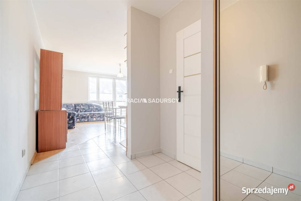 sprzedaży mieszkania Kraków ks Józefa Meiera cegła