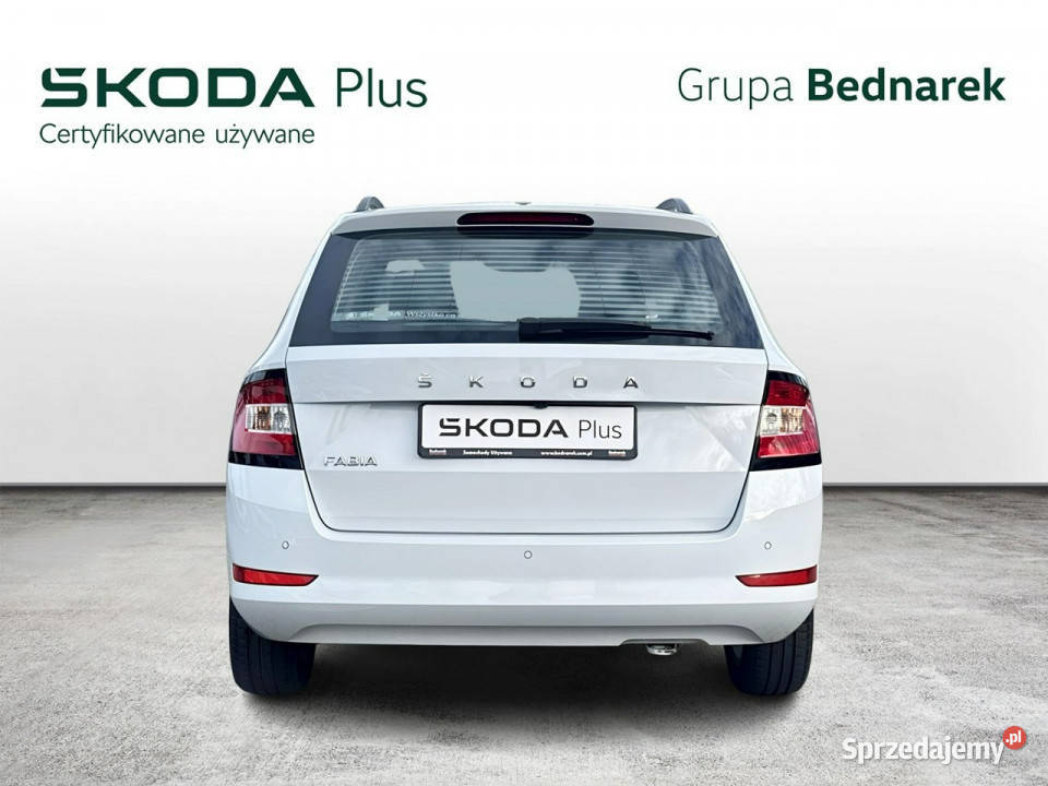 koda Fabia Bezwypadkowy Salon Polska Serwis ASO wielofunkcyjna kierownica Łódź sprzedam