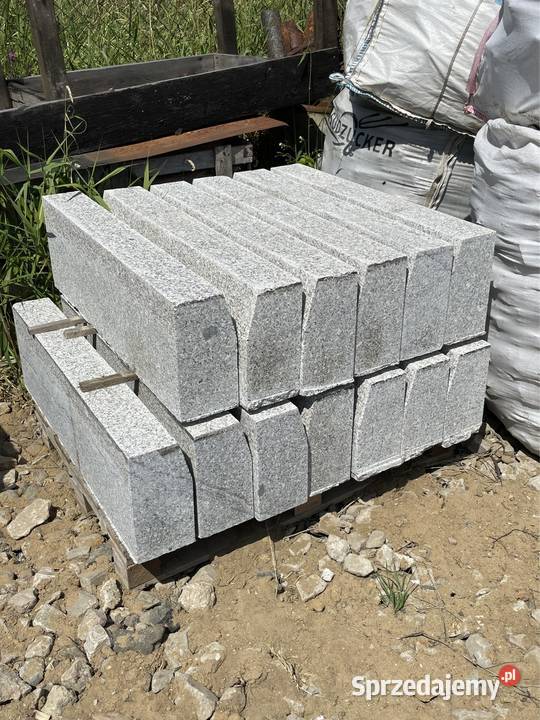 Krawężnik Drogowy 1530100 Granit Płomieniowany Łódź