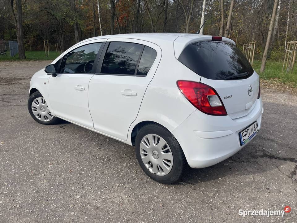 Opel Corsa 2011 13cdti klima manualna łódzkie