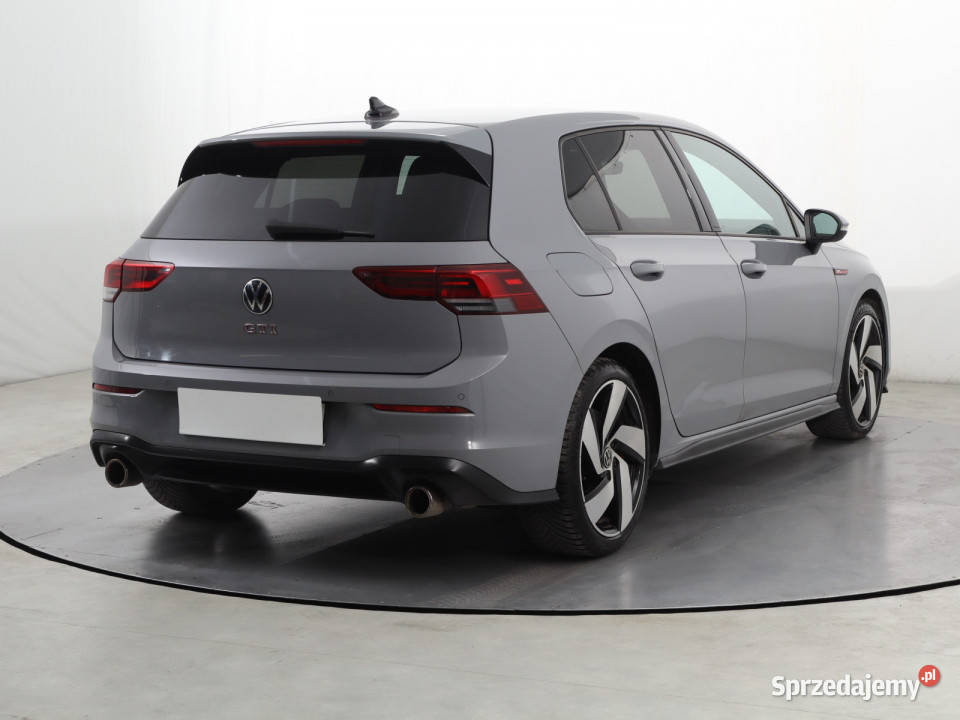 VW Golf 20 GTI Performance radio