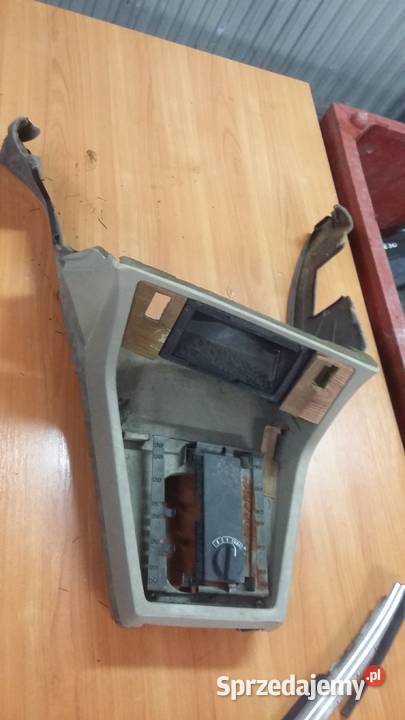 Tunel środkowy BMW E23 deski rozdzielcze, konsole Ostrów Wielkopolski
