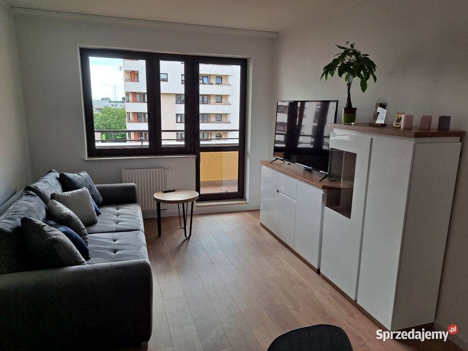 Sprzedam Mieszkanie 441m posiadające dwa balkony 44m2 Warszawa