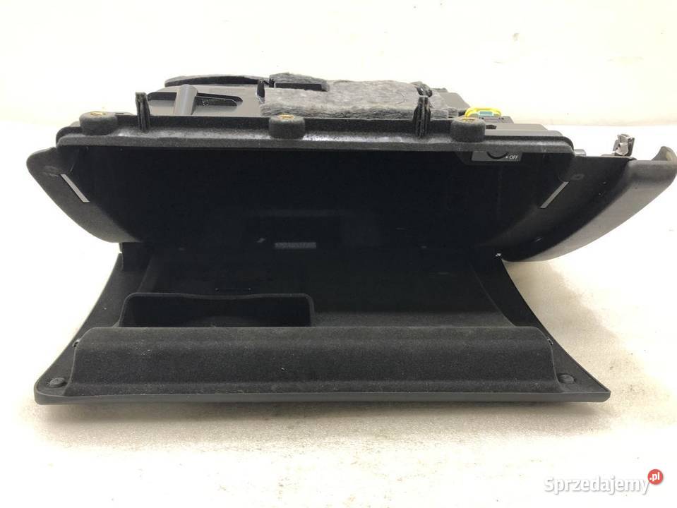 SCHOWEK PASAŻERA AUDI A5 8T 8K1857035