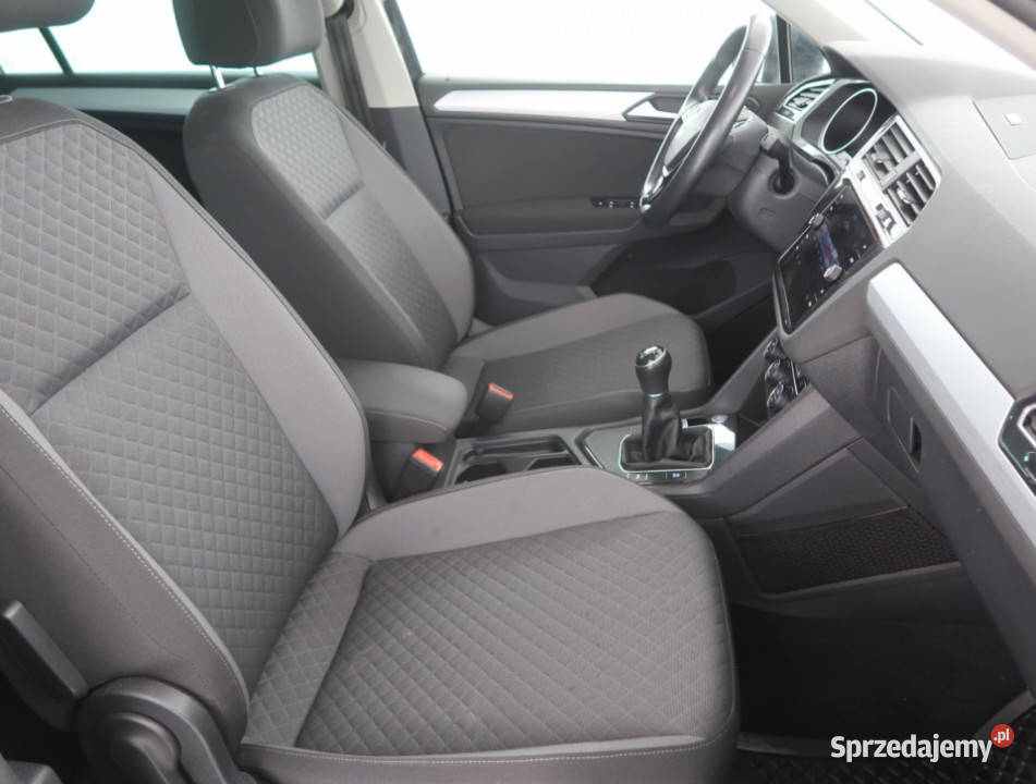 VW Tiguan 20 TDI wielofunkcyjna kierownica dolnośląskie Bielany Wrocławskie