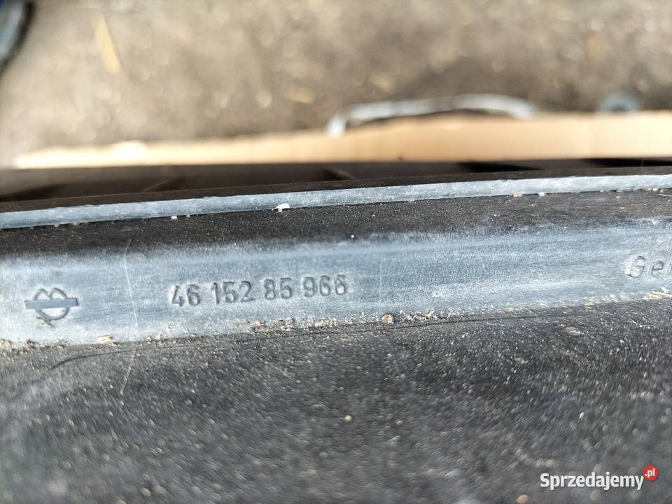 PRZEPŁYWOMIERZ AUDI 80 B4 19 TDI OBUDOWA FILTRA osobowe