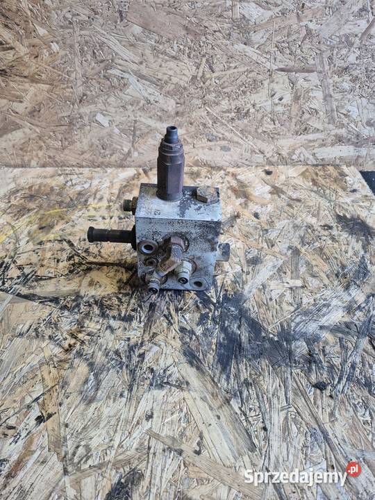 Hydrauliczny zawór ciśnieniowy KOMATSU PC80 MR3