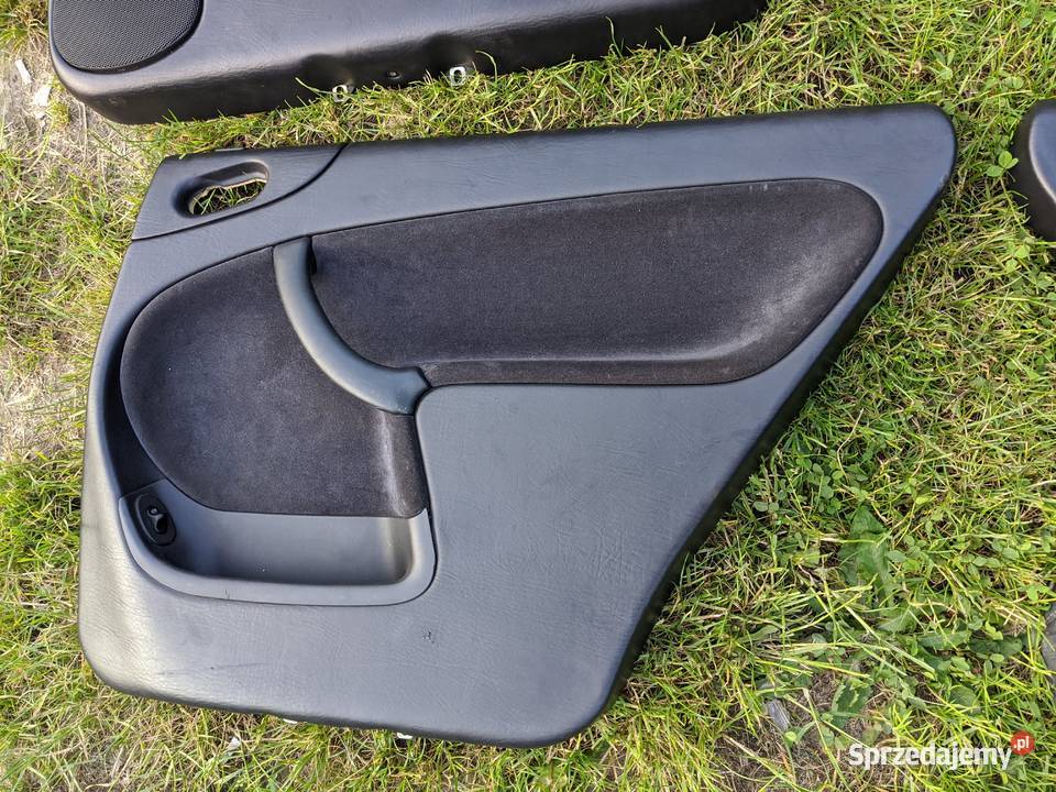 Saab 900 S boczki tapicerskie Stalowa Wola