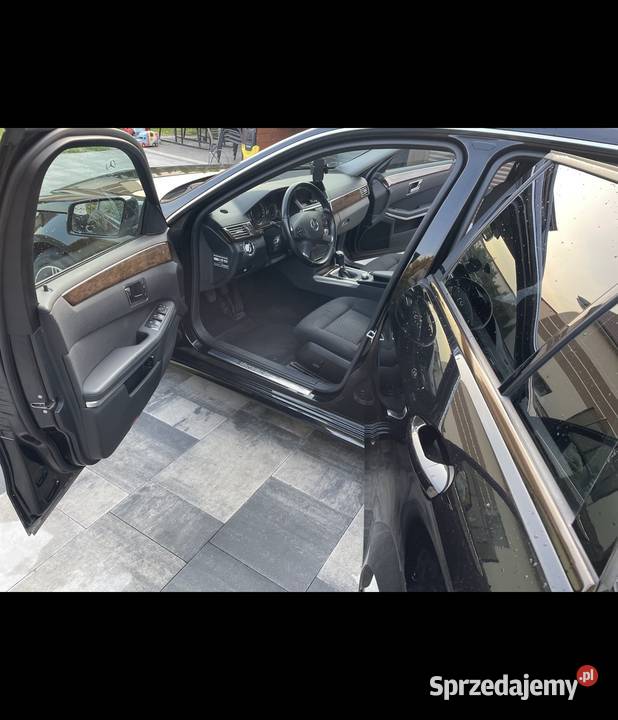 Mercedes E klasa 2010r w212 18 benzyna maly pomorskie Żukowo