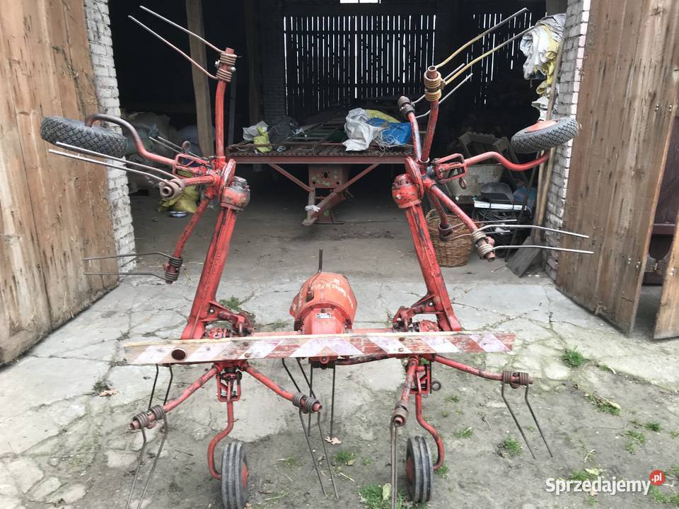 Przetrząsarka przewracarka do siana FAHR KH4 Łowicz