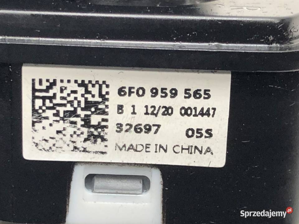 PRZEŁĄCZNIK REGULACJI LUSTEREK SEAT ARONA