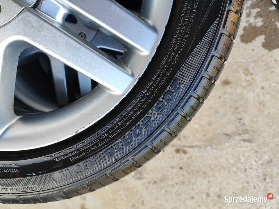 Koła 16Felgi aluminiowe z oponami 2055516 Ford