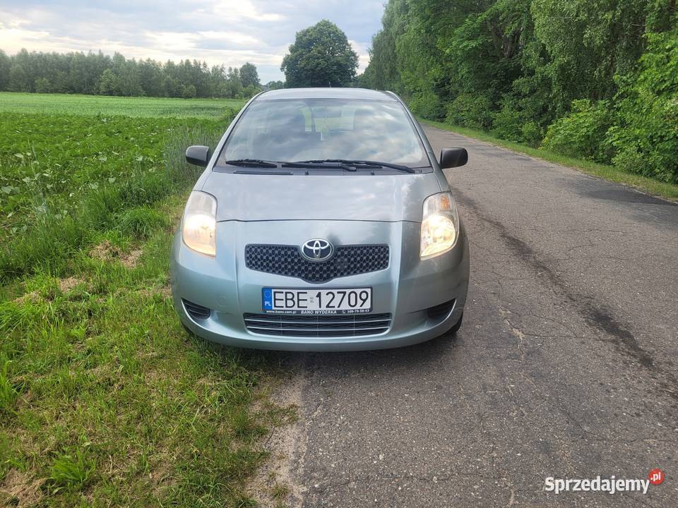 Toyota Yaris 2006 prywatna golas manualna Bełchatów sprzedam