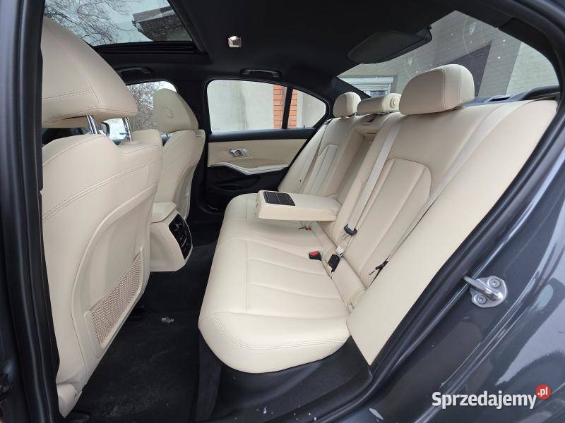 330i 20l benzyna 258Przebieg 41445Wyjątkowo 2000cm3 Warszawa sprzedam