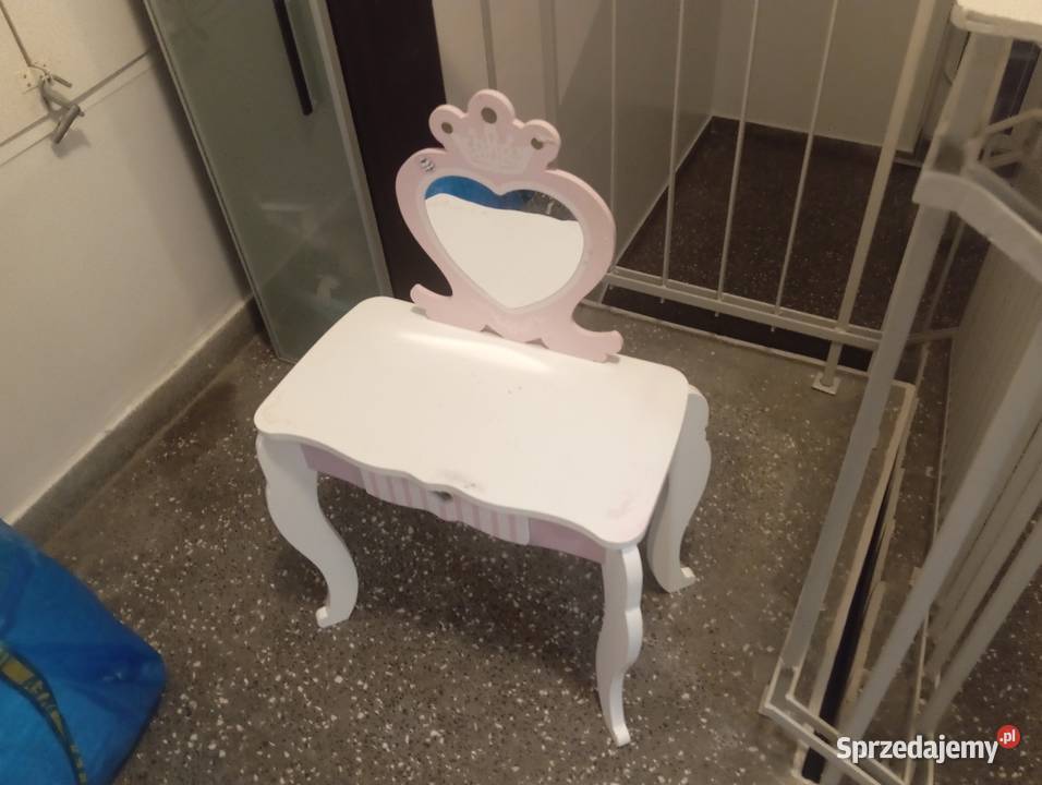 Sprzedam toaletkę dziecięca Warszawa