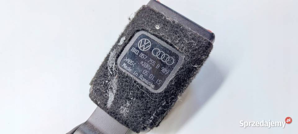 ZAPINKA PASA LEWA KIEROWCY AUDI A1 8X0857755B Przystajń