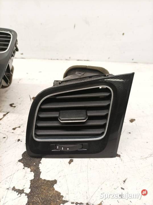 KRATKI NAWIEWU DEKOR ŚRODKOWA LEWA PRAWA KPL VW Rok produkcji 2014 świętokrzyskie