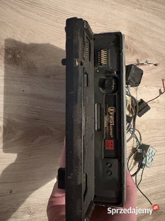 Radio samochodowe FIRST CR4004 Łomża sprzedam