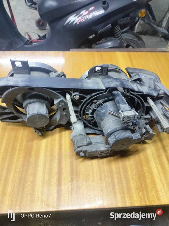 Lampa prawa BMW E34 Hela łódzkie Łubno sprzedam