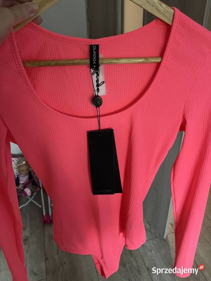 Sprzedam ciuchy nowe kurtkę parkę i płaszcz Rumia