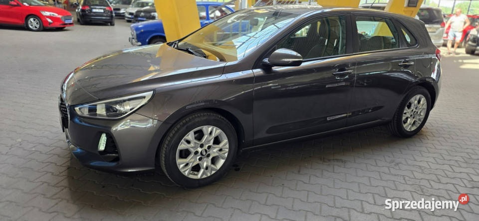 Hyundai i30 OPIS W podanej roczna gwarancja III serwisowany w ASO