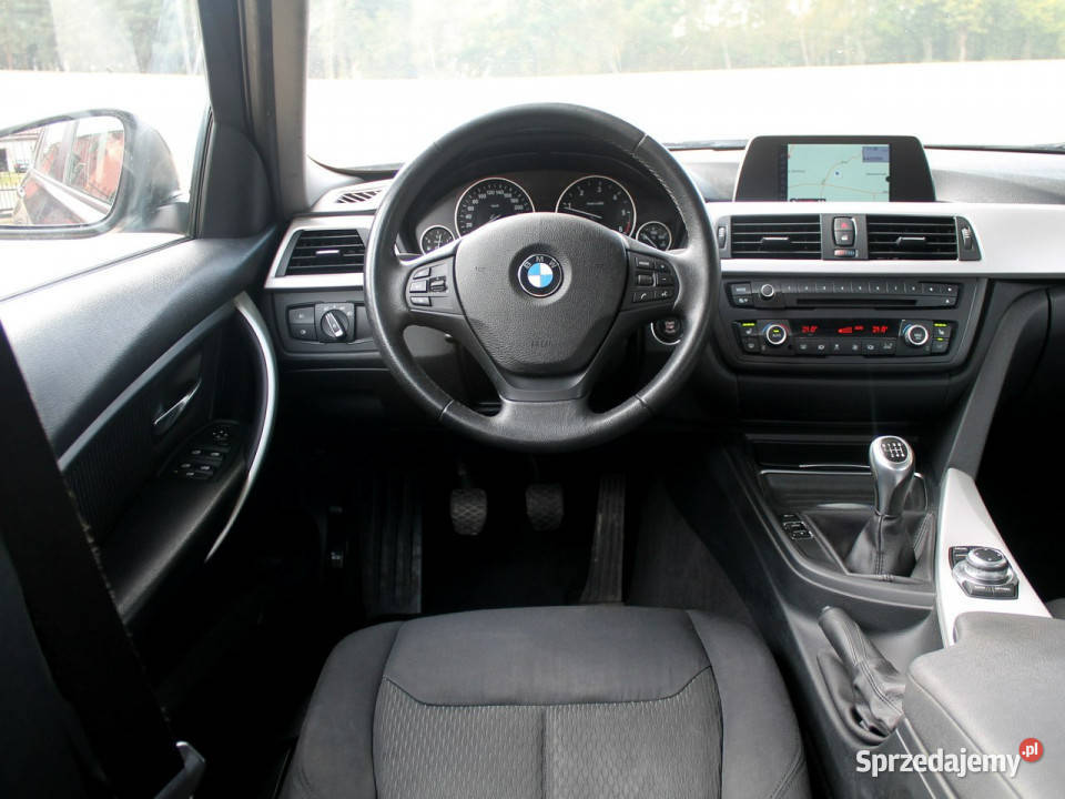 BMW 318 F30 F31 20 D 143 BiXenon NAVI Grzane wielofunkcyjna kierownica BMW Zielenin