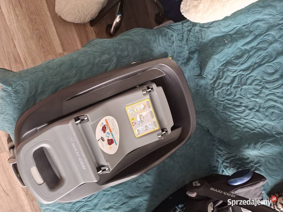 Fotelik samochodowy z bazą MaxiCosi pomorskie Gdańsk