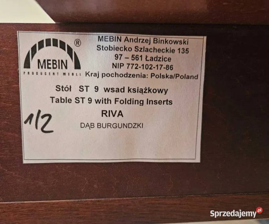 Stół z 8 krzesłamifirmy Mebin 100 drewno Bartoszyce sprzedam